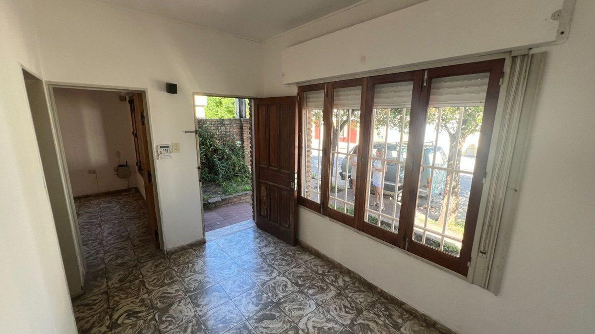 Foto de CASA EN VENTA 4 DOR. B RIVADAVIA VIILLA MARIA, imagen 3