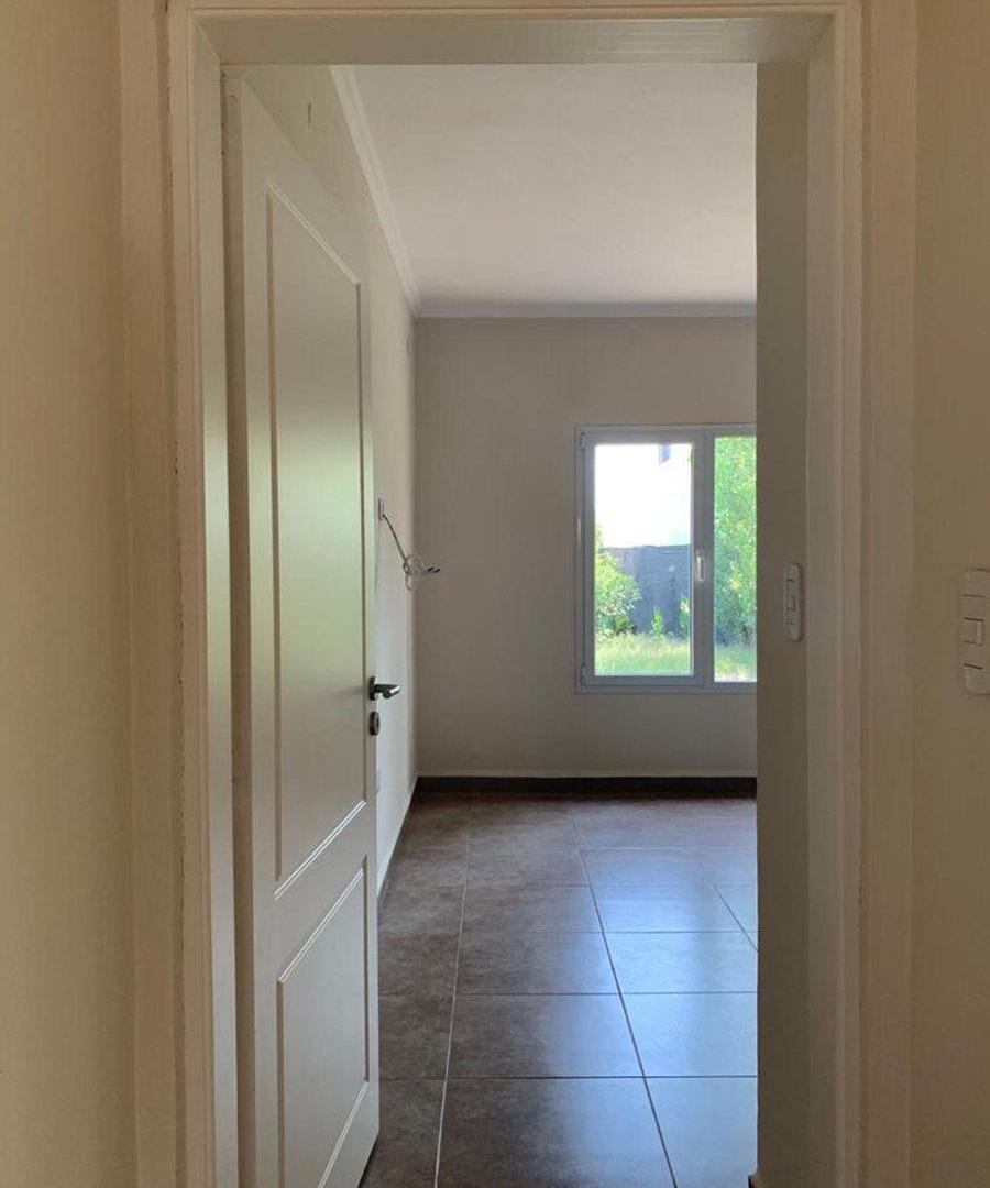 Foto de SE VENDE CASA 3 DORMITOR B LAS ROSAS VILLA NUEVA, imagen 5