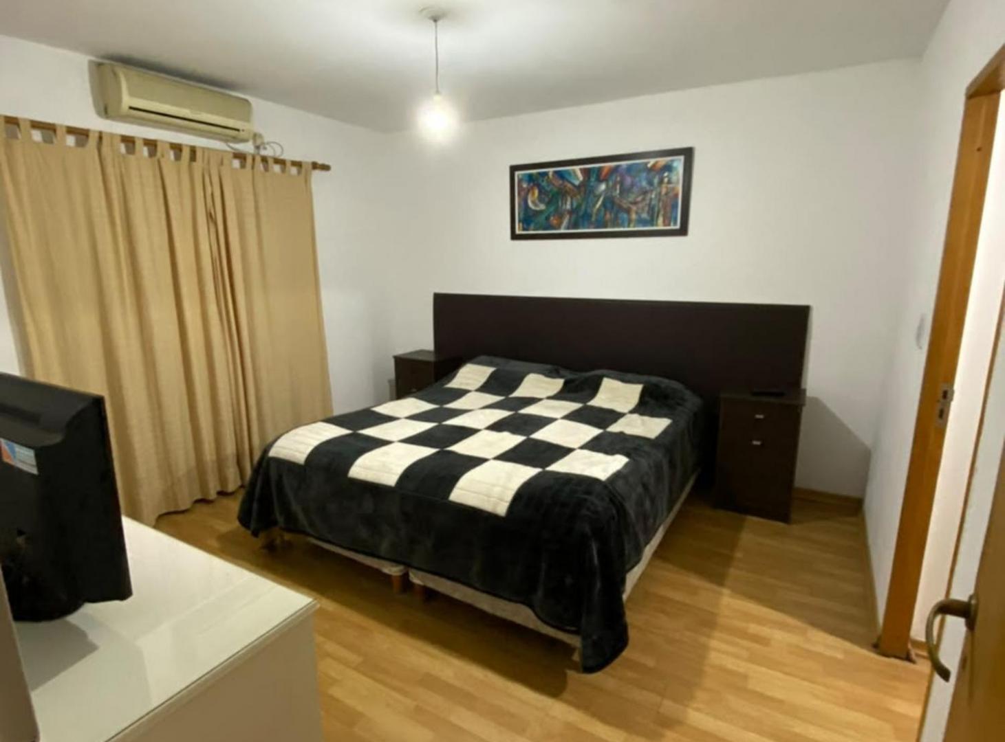 Foto de SE VENDE CASA 3 DORMITORIOS B M MORENO VILLA MARIA, imagen 3