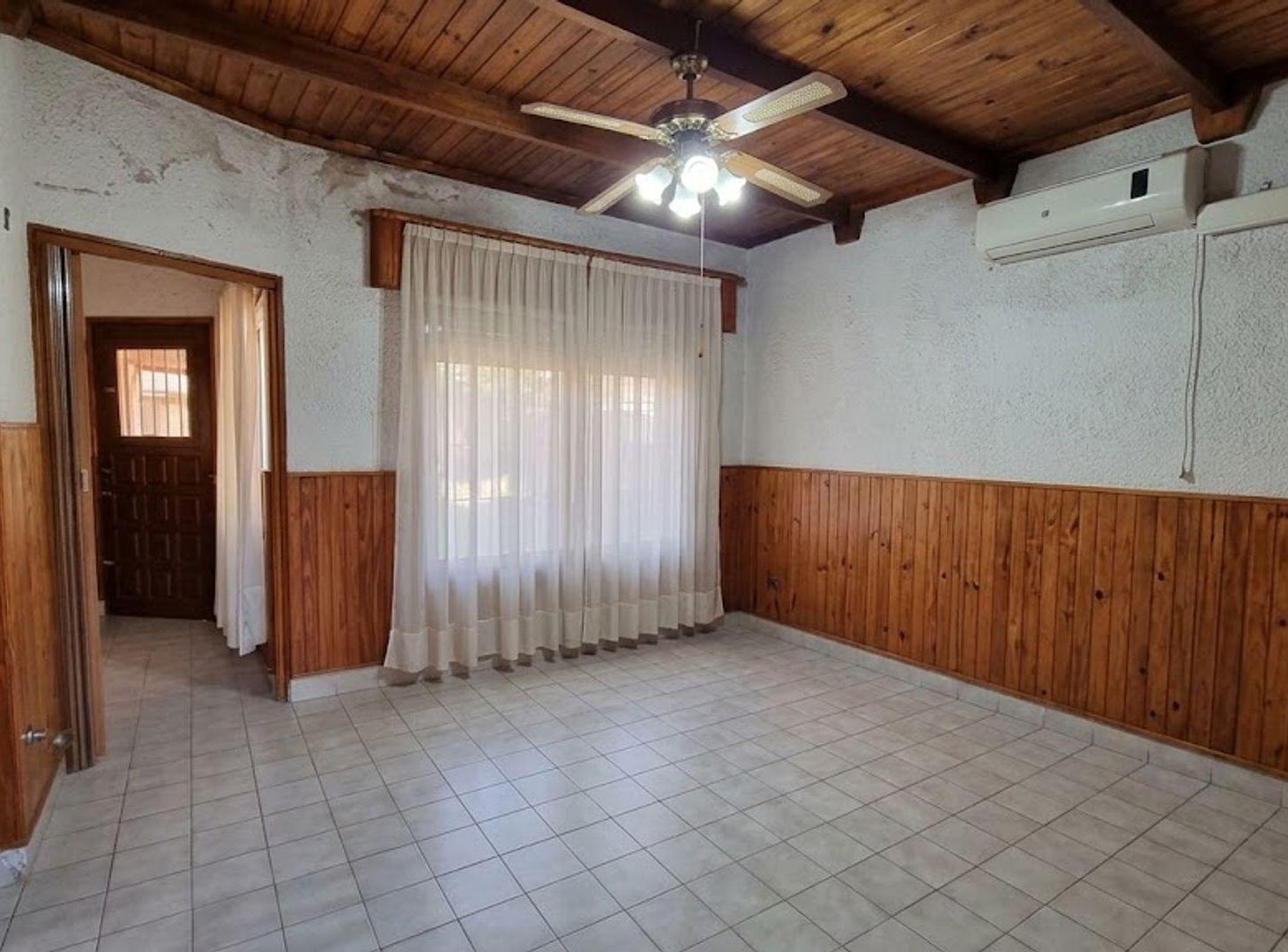 Foto de EN VENTA CASA, LOCAL Y GALPONES EN CINTRA CORDOBA, imagen 5