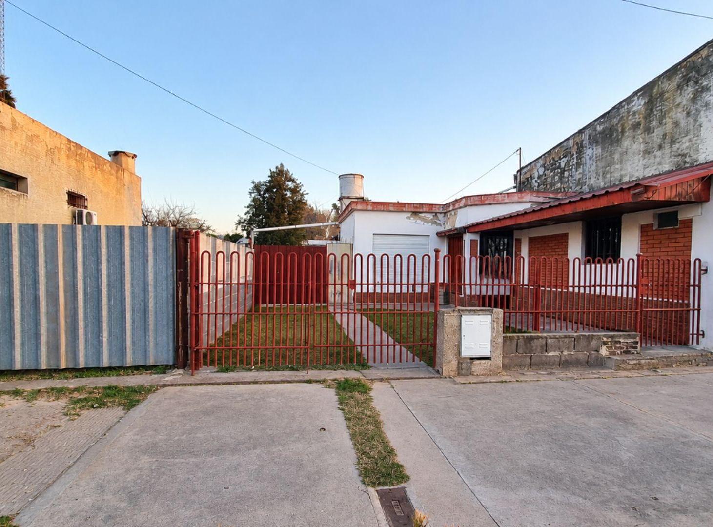 Foto de EN VENTA CASA, LOCAL Y GALPONES EN CINTRA CORDOBA, imagen 2