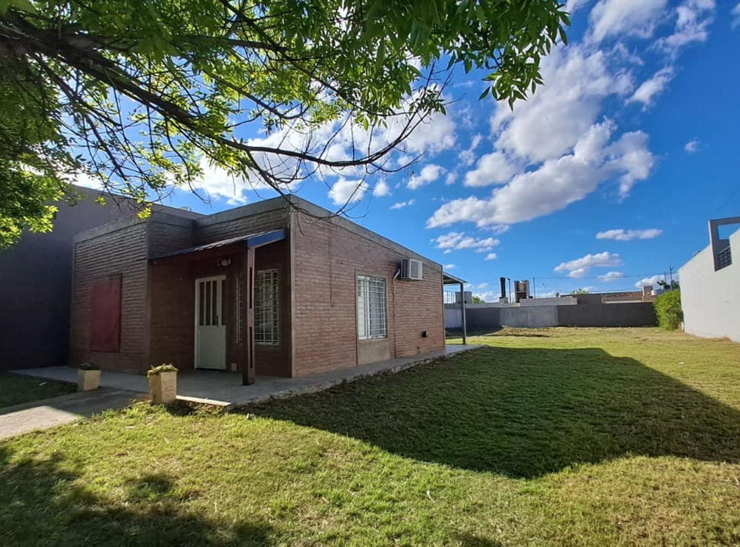 Foto de SE VENDE CASA 2 DORMIT B COSTA DE ORO VILLA NUEVA, imagen 1