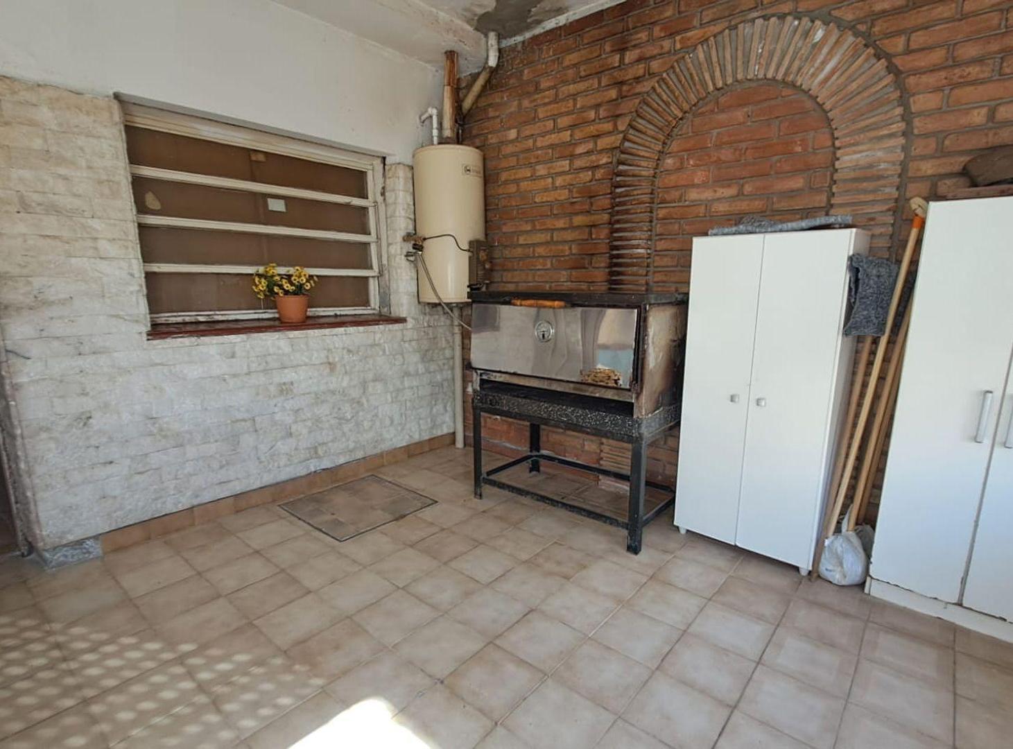 Foto de SE VENDE CASA 2 DORMITOR B RIVADAVIA VILLA MARIA, imagen 3