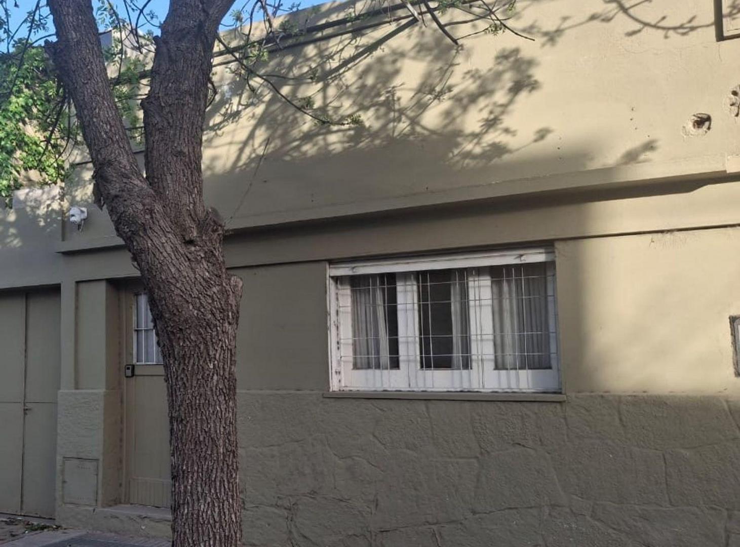 Foto de VENTA CASA USO PROFESIONAL Y COMERCIAL ZONA CENTRO, imagen 1