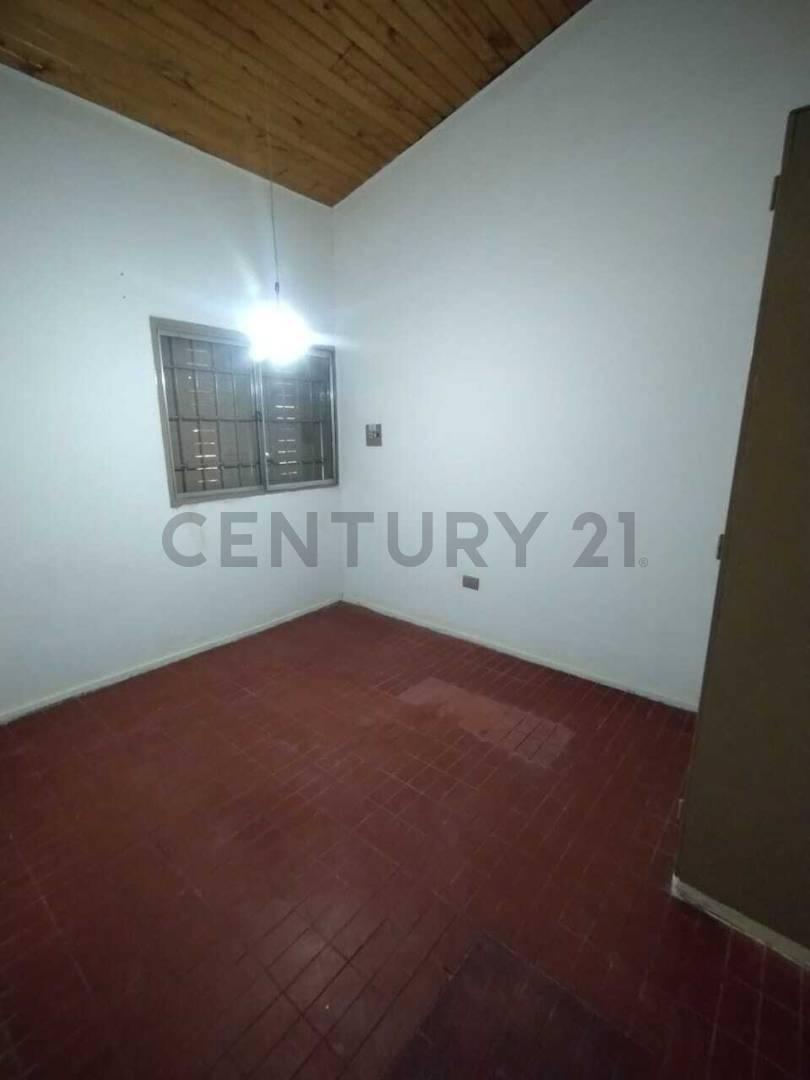 Venta Casa con Departamento en San Rafael 2