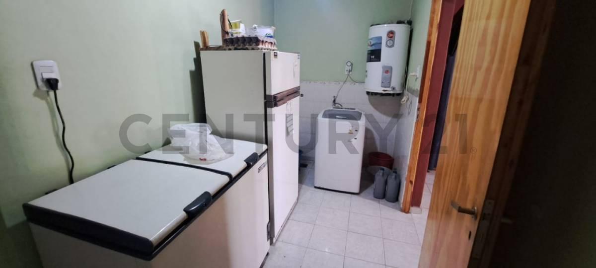 Venta de Casa 3 Ambientes en Rama Caída 3