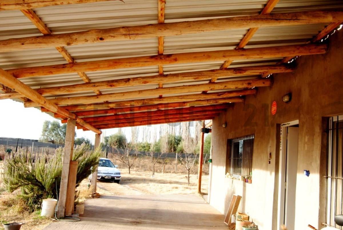 Venta Casa 6 Ambientes en Cuadro Benegas 3
