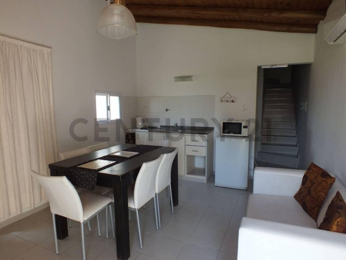 Venta de Complejo de Cabañas en Rama Caída 1