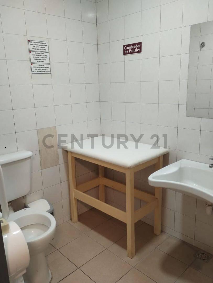 Venta de Oficinas Sobre Av en San Rafael 4