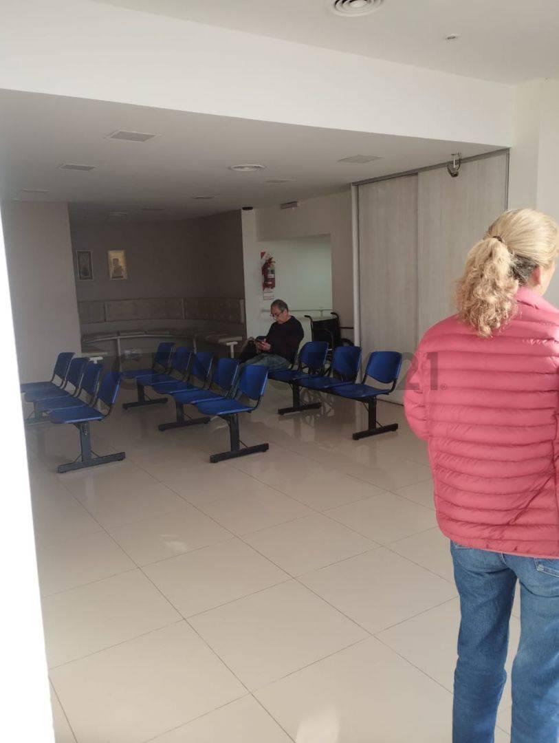 Venta de Oficinas Sobre Av en San Rafael 3