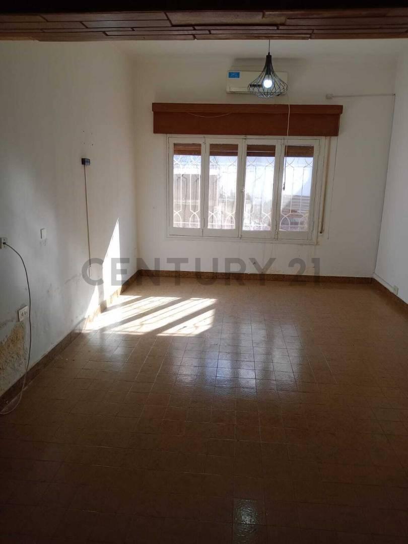 Venta Casa 5 Ambientes en San Rafael 2