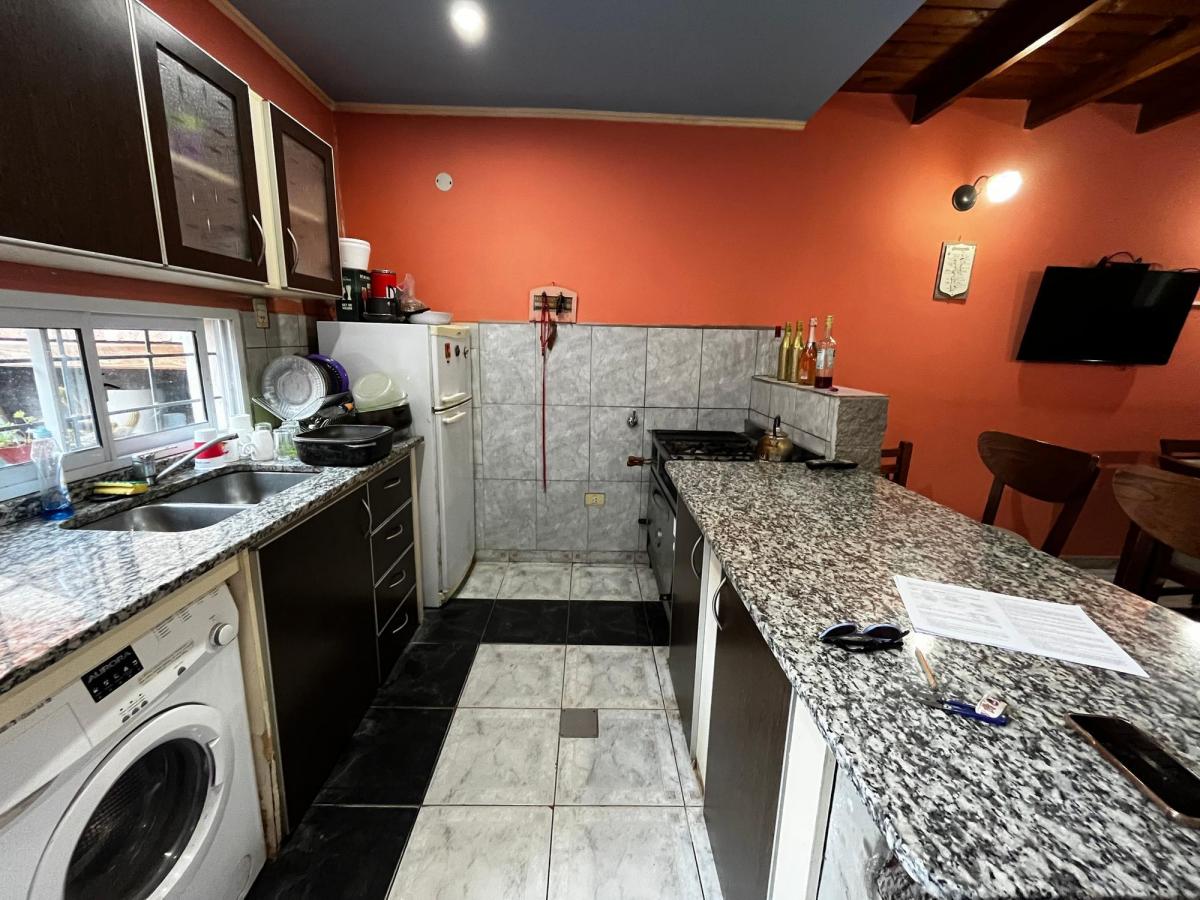 Vendo Casa con Local en Concepción del Uruguay, Entre Ríos. 3