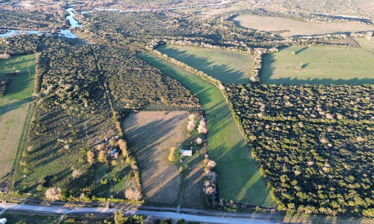 Vendo Casa de Campo en 3 Has en Concepción del Uruguay, Entre Ríos. 5
