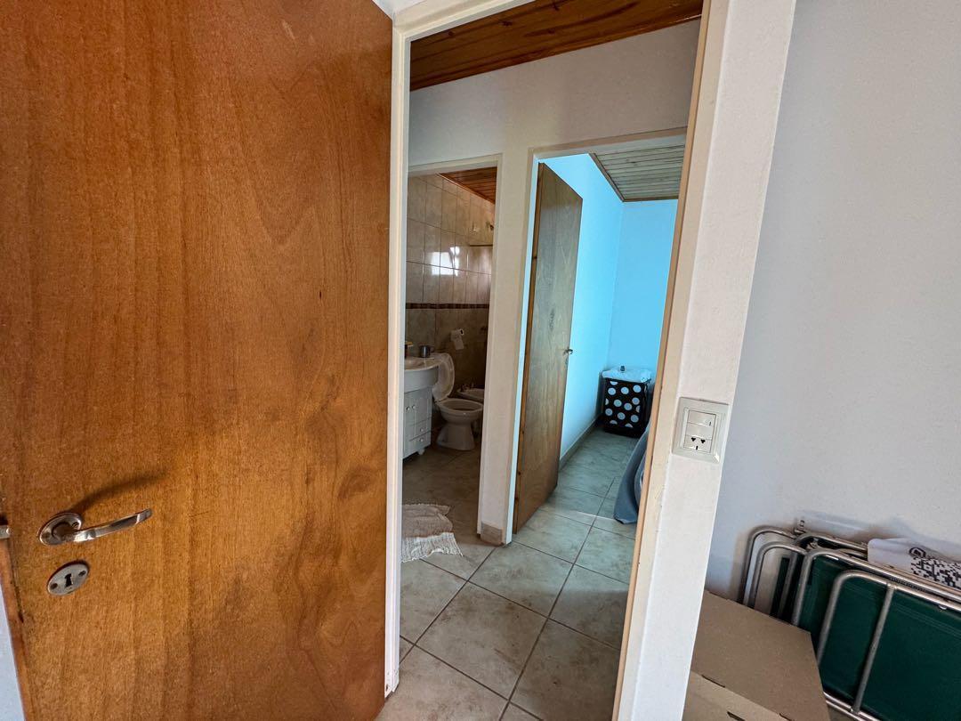 Foto de Vendo Casa en Frente a la Plaza de Pronunciamiento, Entre Ríos., imagen 2