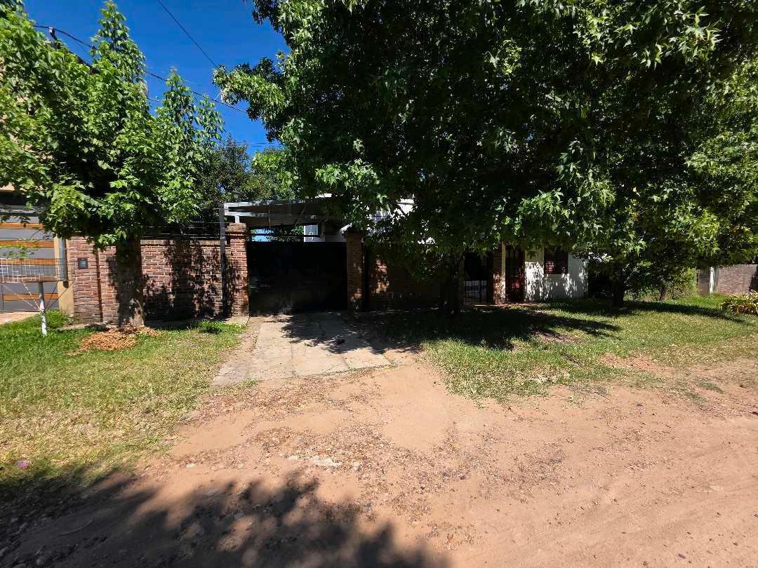 Foto de Vendo Casa con amplio patio en Concepción del Uruguay, Entre Ríos, imagen 2