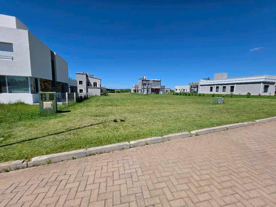 Vendo Terreno en Las Acacias, C. del Uruguay, Entre Ríos.