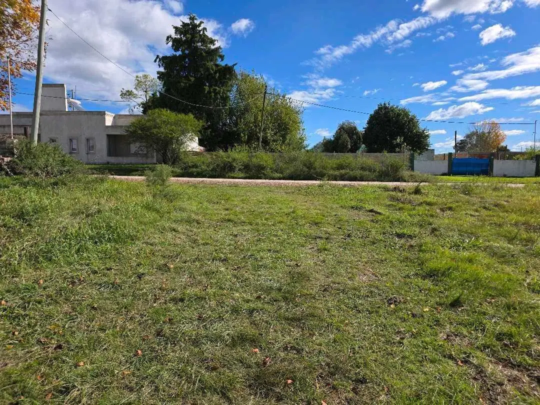Vendo Terreno de 365 m2 en Concepción del Uruguay, Entre Ríos. 3