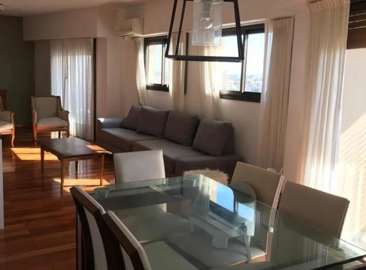 Departamento en alquiler c/ cochera en La Plata 4