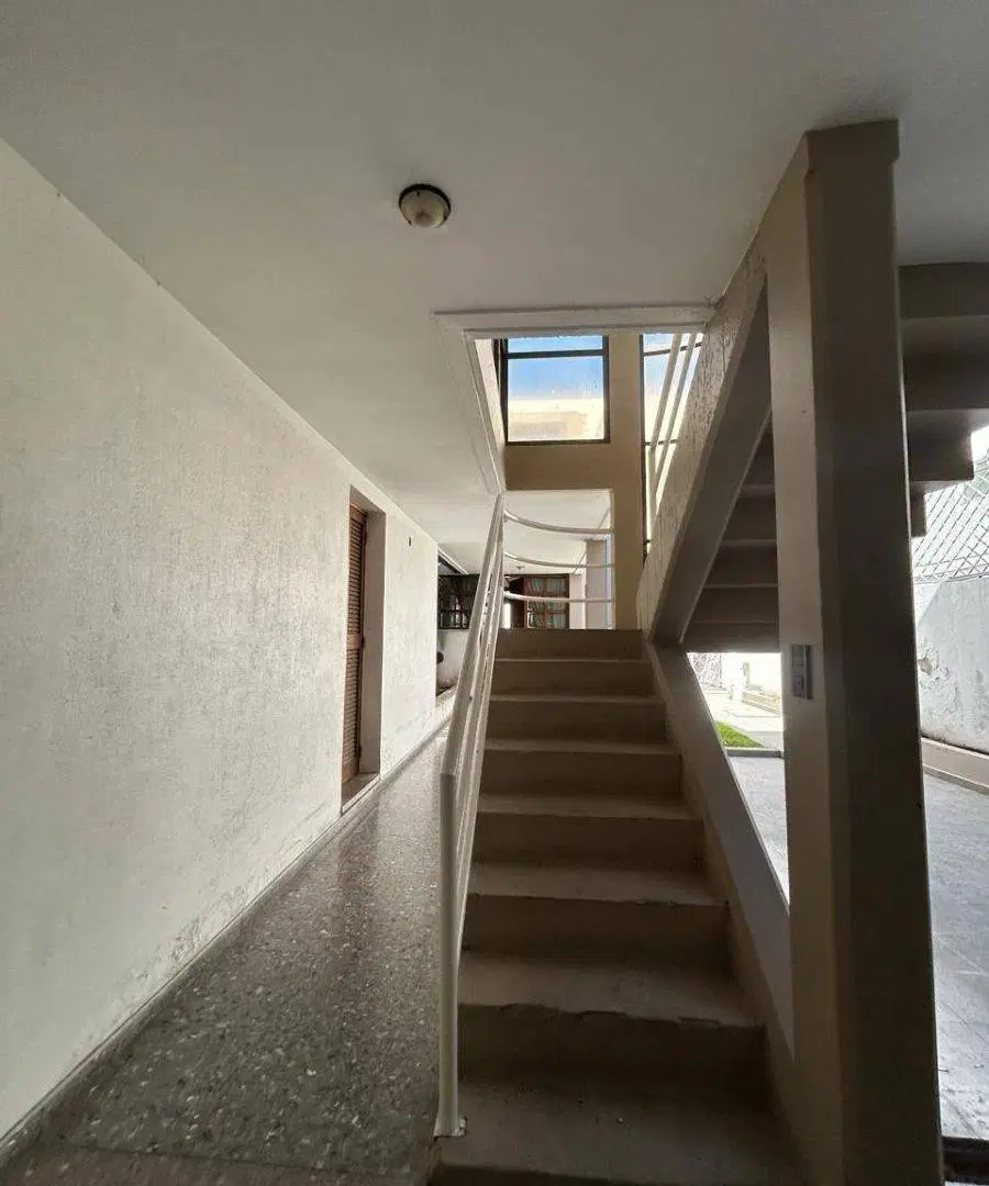 Casa en venta c/ cochera en La Plata 3