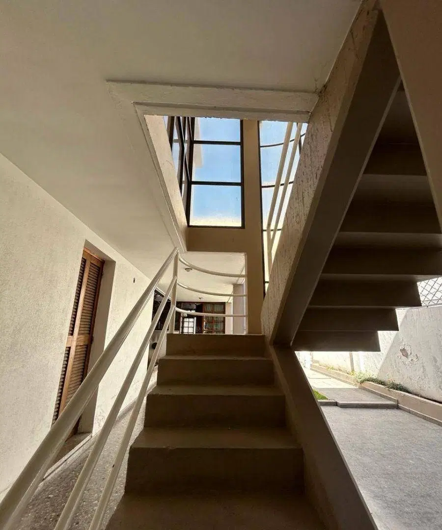 Casa en venta c/ cochera en La Plata 4