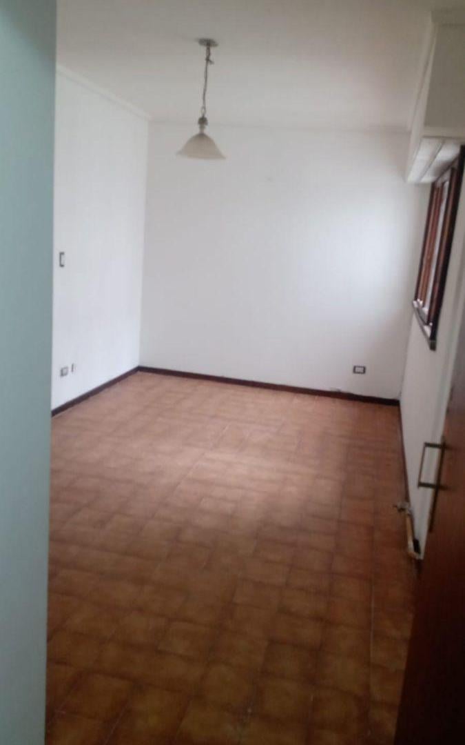 Foto de departamento 2 ambientes contrafrente impecable, imagen 1