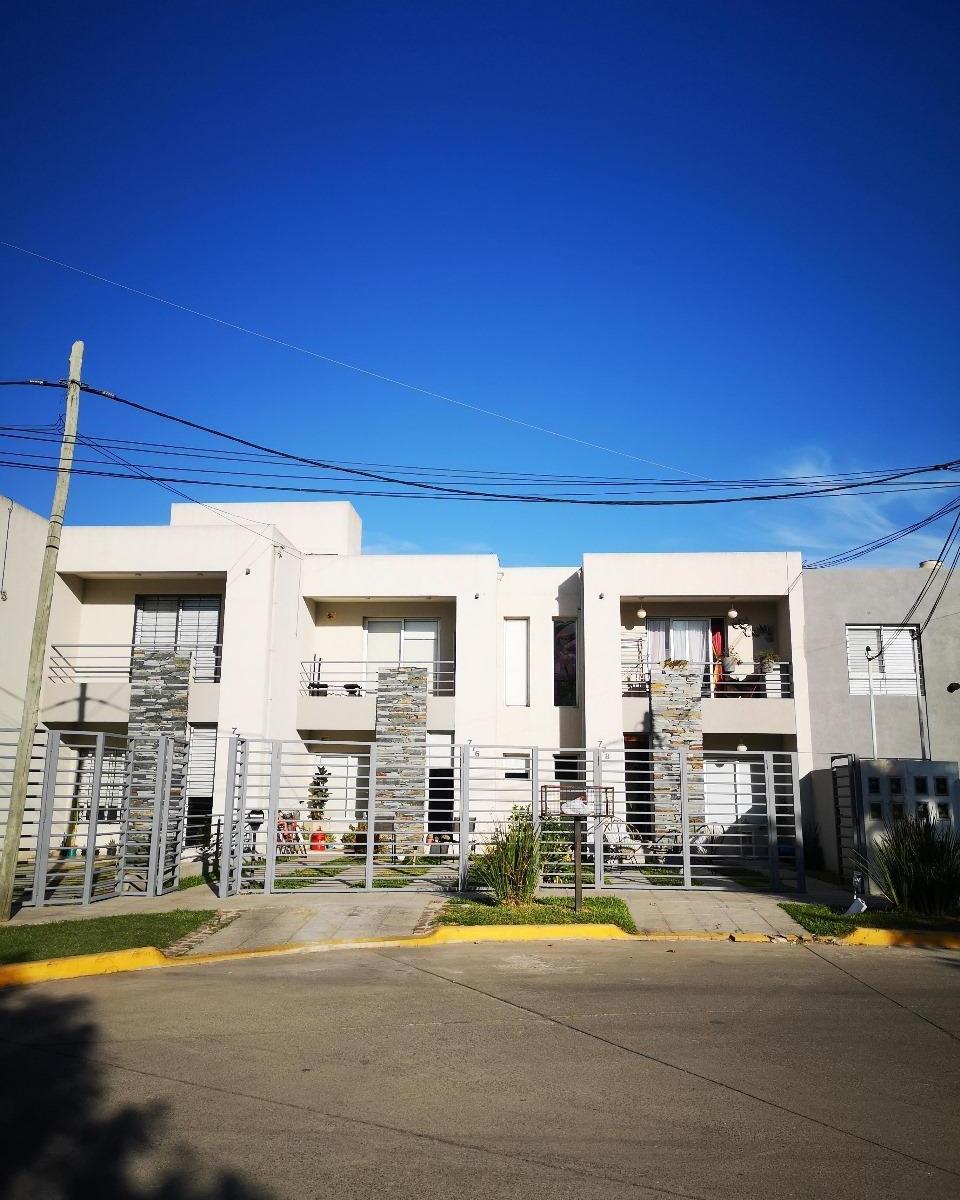 Dúplex en Venta en Ituzaingó–2 Dorm., Garage y Patio–cerca de Acceso Oeste 3