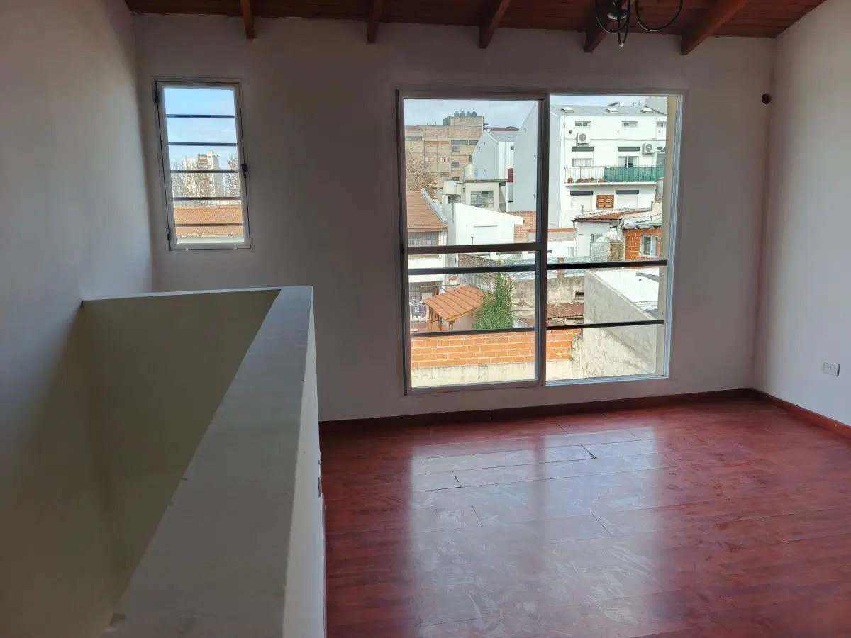 Venta Duplex 2 Ambientes con Cochera en Ciudadela | Excelente Ubicación y Accesos 2