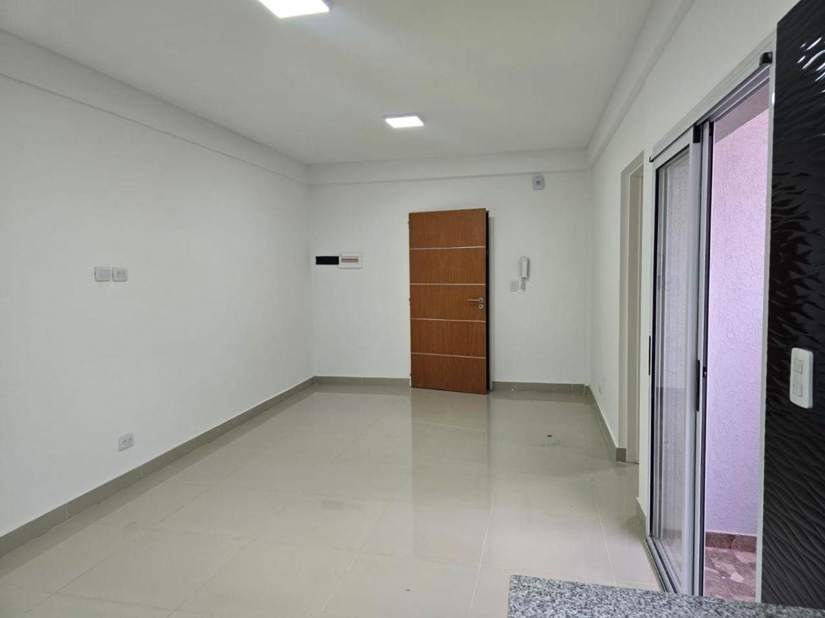 Foto de Departamento 2 Ambientes | Con Amplio Patio | Villa General Mitre, imagen 3