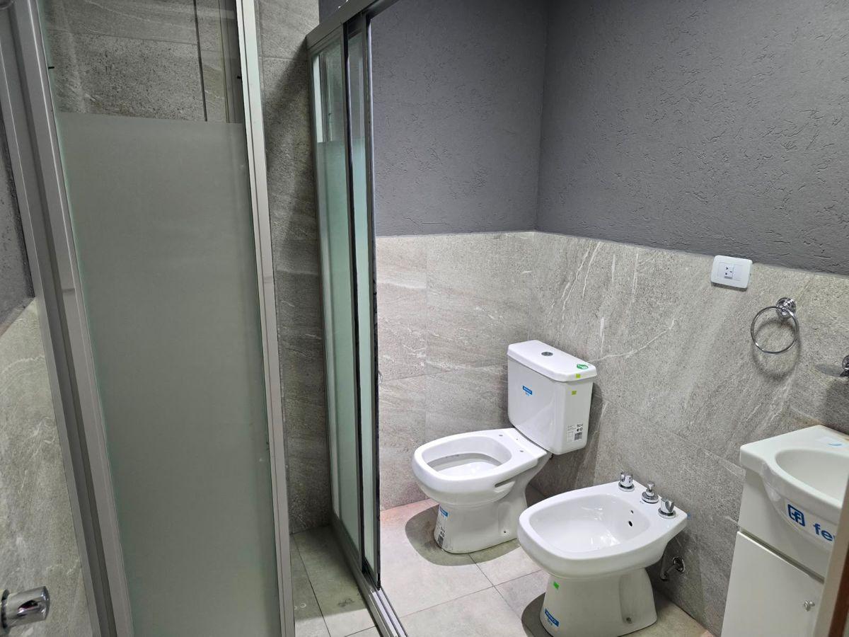 Foto de Departamento 2 Ambientes | Con Amplio Patio | Villa General Mitre, imagen 1