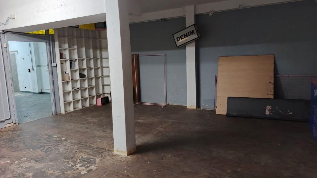 Foto de VENTA – DEPARTAMENTO DE 168 M² EN PLANTA BAJA SOBRE CALLE LAVALLE, A, imagen 4