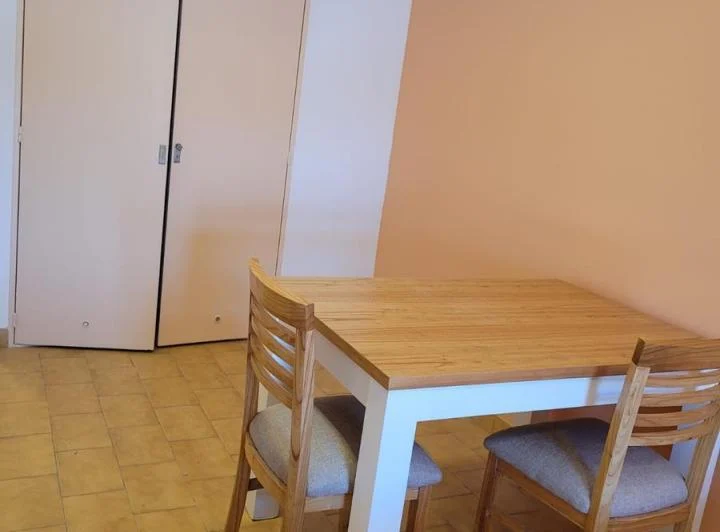 Departamento en  alquiler. Monoambiente 4
