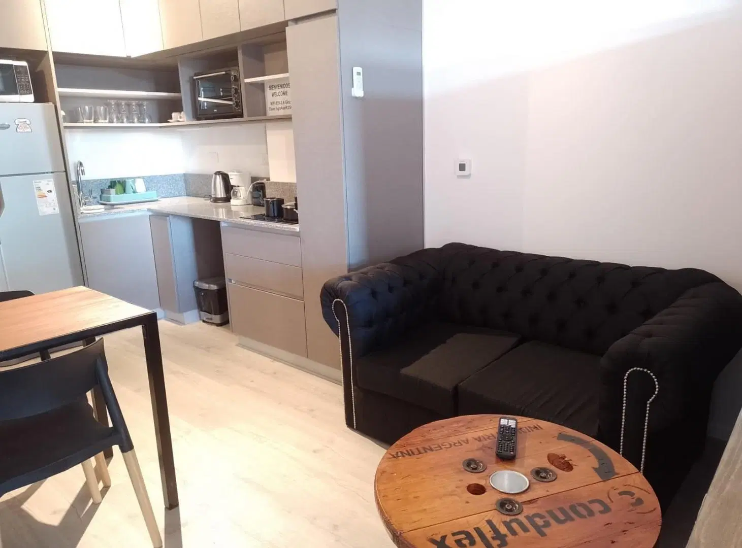 Alquiler, Departamento en Villa Urquiza, Monoambiente amoblado, 4