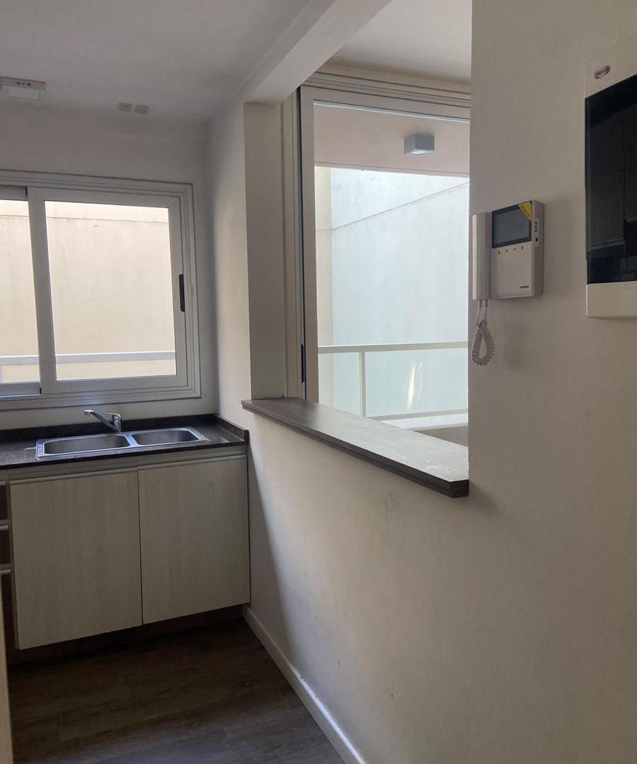 Foto de Venta. San Cristóbal. Departamento de 3 ambientes, imagen 3