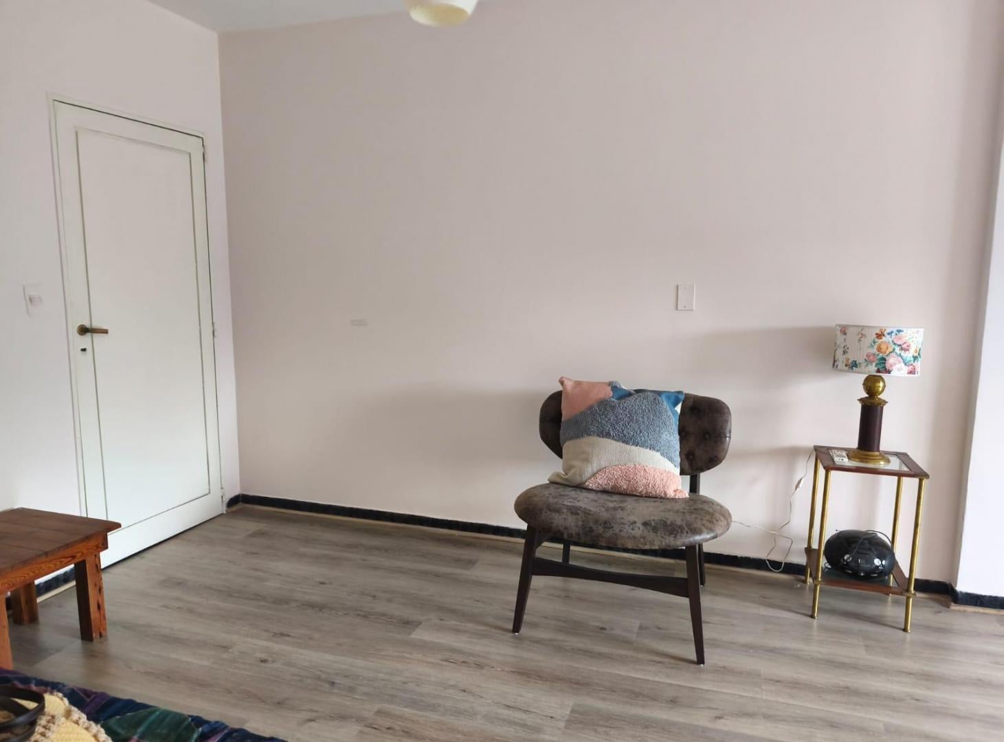 Foto de Venta Martínez. Departamento de 3 ambientes con patio y balcón., imagen 4