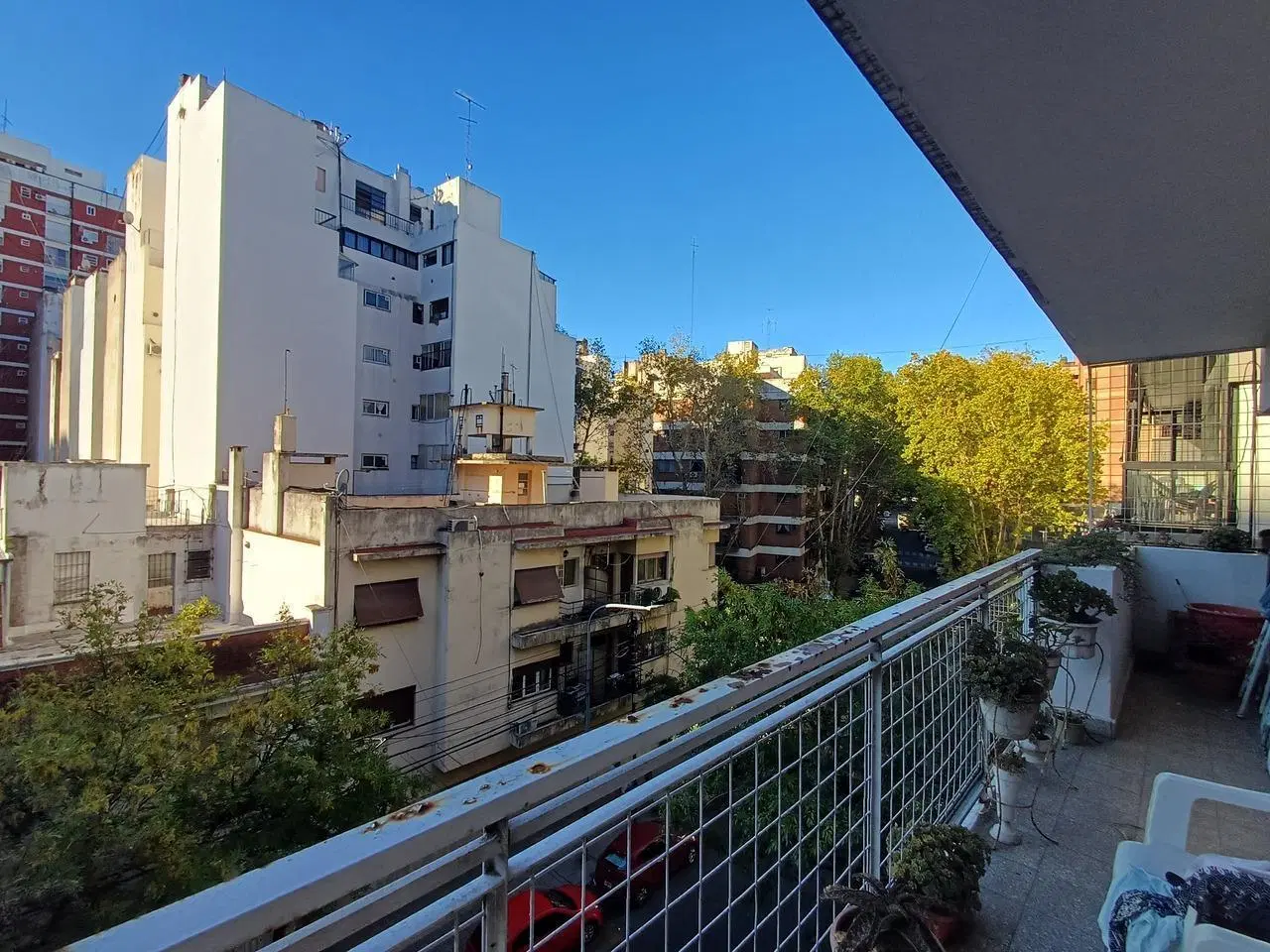 Venta Departamento de 4 ambientes c/balcón y vista abierta en Caballito 3