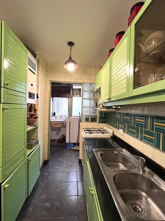 Venta Departamento de 4 ambientes c/balcón y vista abierta en Caballito 2