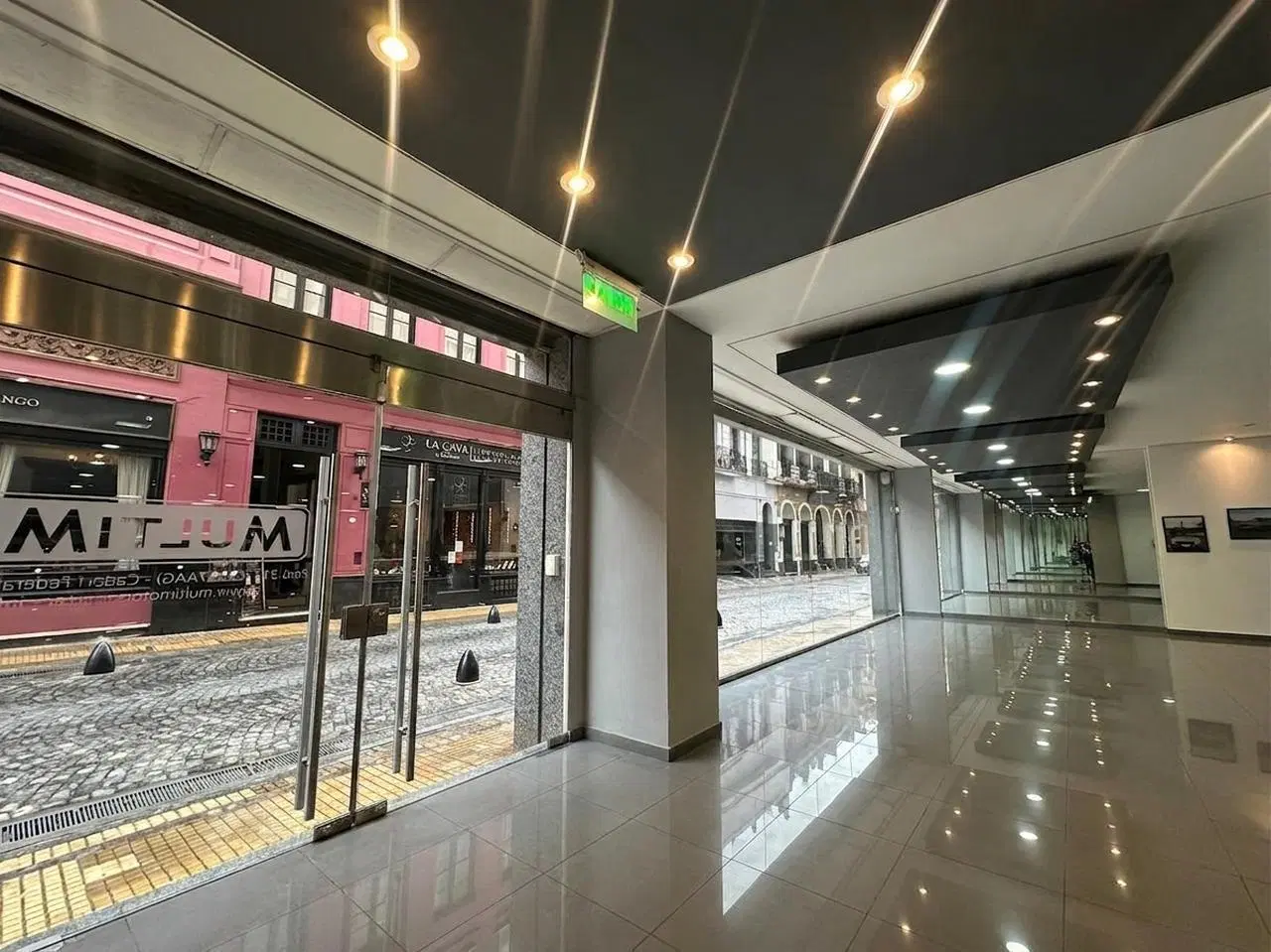 VENTA, local comercial, 720 m2, Perú al 300, Microcentro, CABA 2