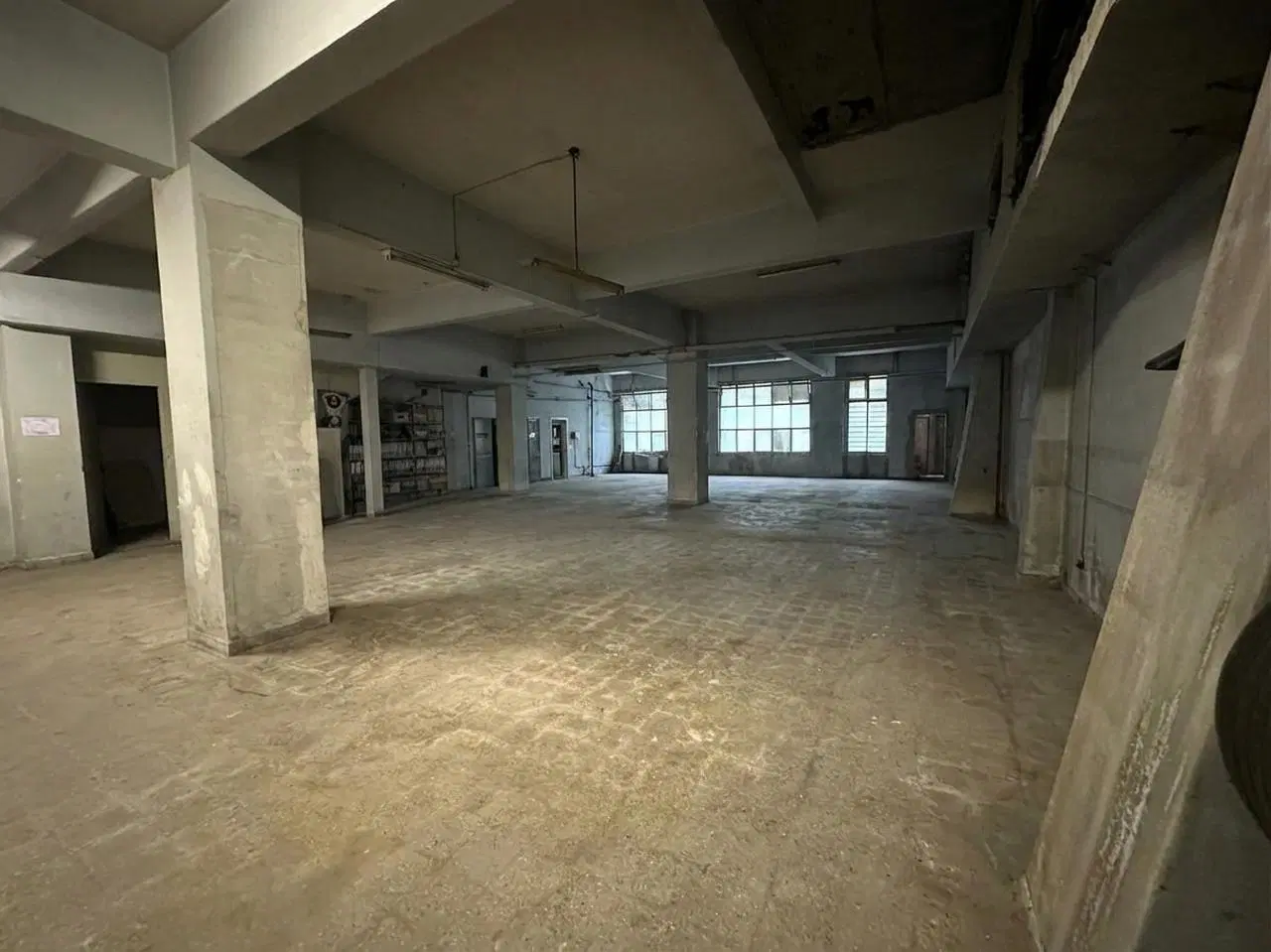 VENTA, local comercial, 720 m2, Perú al 300, Microcentro, CABA 5
