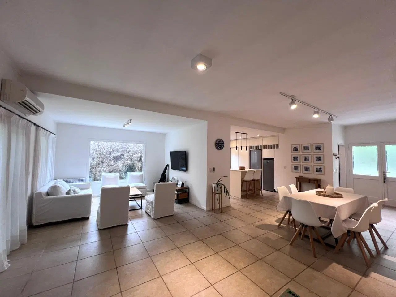 Venta - Casa en una sola planta - 3 dormitorios + Estudio - San Isidro Labrador - Villanueva 2