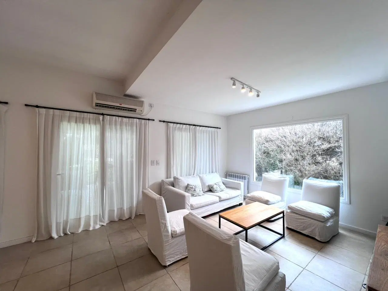 Venta - Casa en una sola planta - 3 dormitorios + Estudio - San Isidro Labrador - Villanueva 5