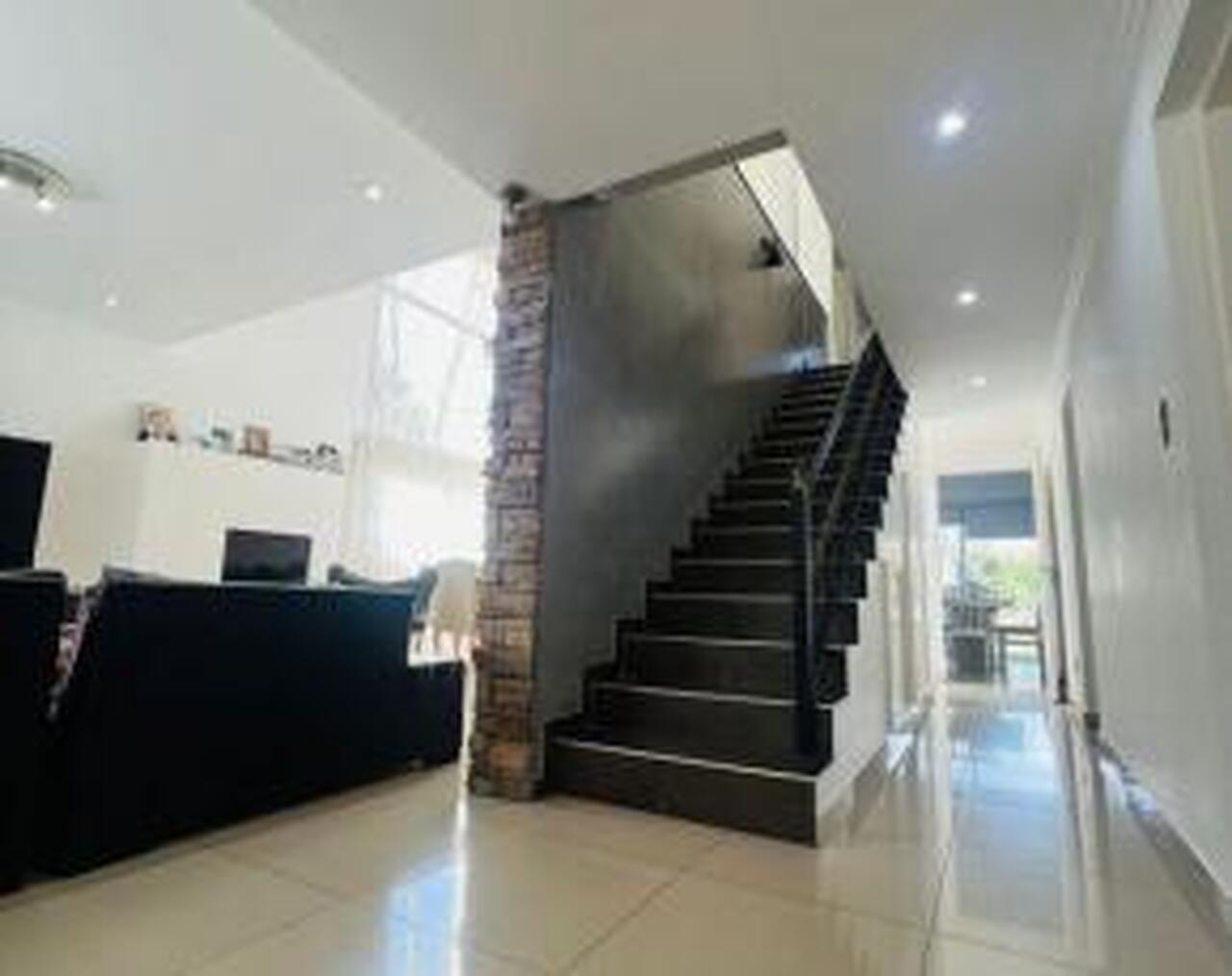 Foto de Alquiler - Casa 4 Dormitorios -c/Dep -Galeria -Parrilla -Piscina -San, imagen 3