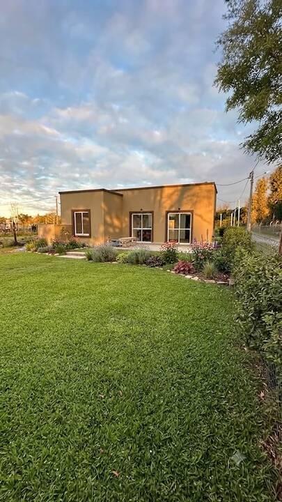 Foto de OPORTUNIDAD - Casa a estrenar - 3 ambientes c/Jardin - Loma Verde, imagen 3