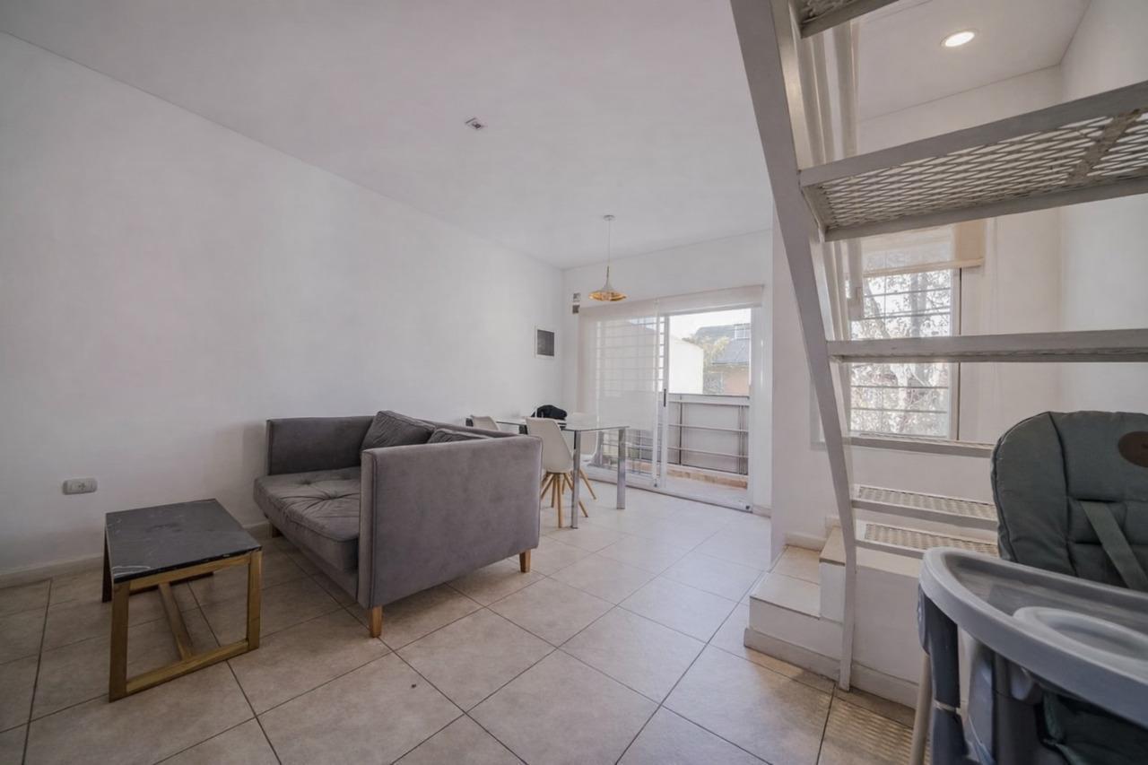Foto de PH 3 ambientes en venta al frente Villa Devoto con balcón aterrazado, imagen 5