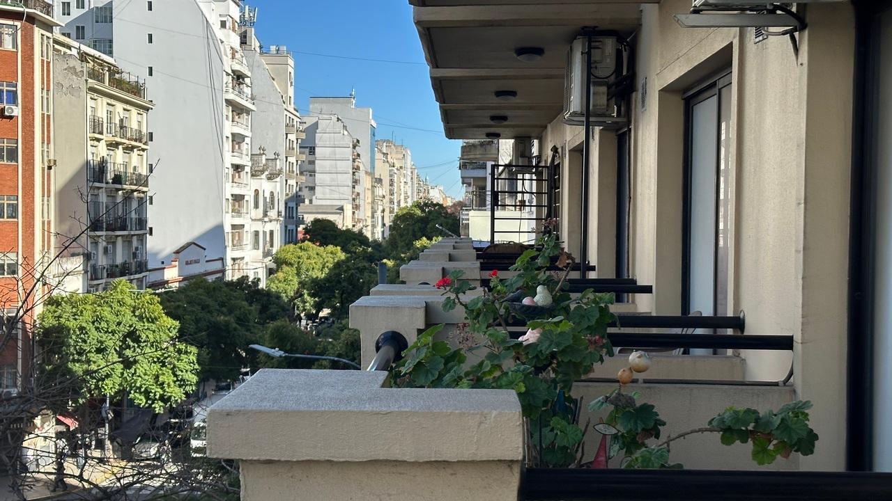 Foto de Venta Monoambiente luminoso al frente con balcón. Monserrat, CABA, imagen 3