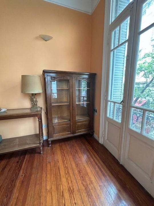 Foto de Oficina comercial con doble escritorio. Perú 89, alquiler comercial en, imagen 3