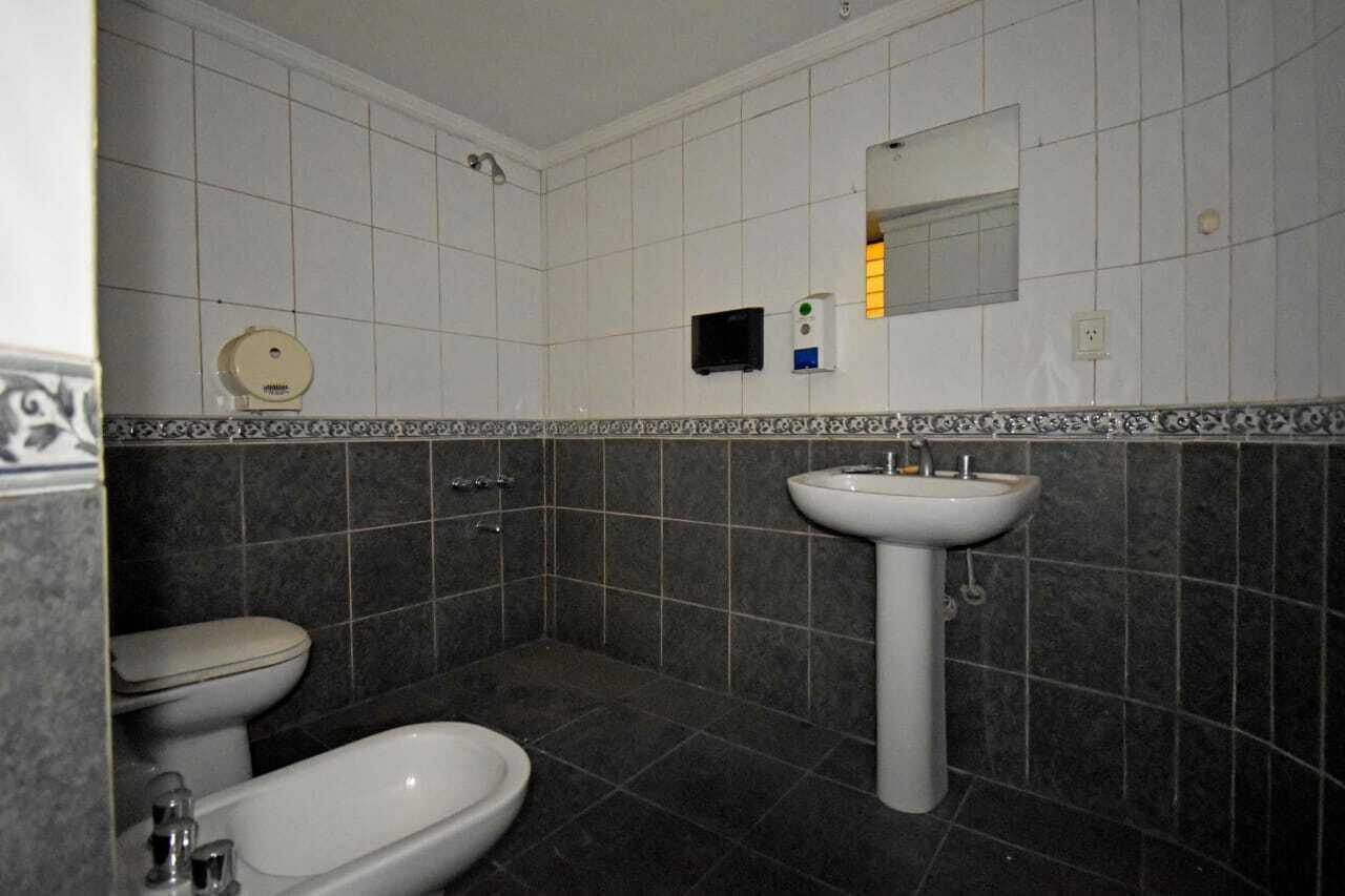 Foto de ALQUILA Departamento /OFICINA 300 m2 apto profesional 8 ambientes, imagen 5