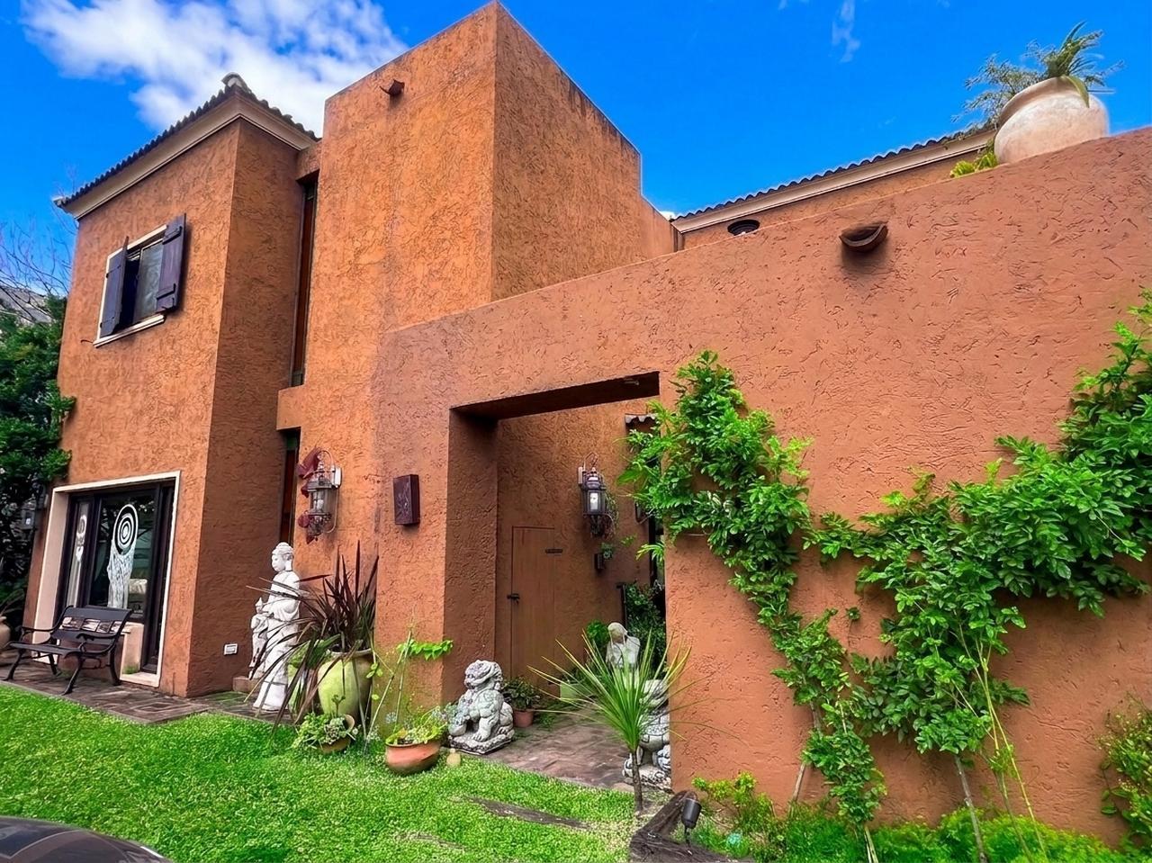 Foto de Alquiler - Casa 4 ambientes c/dependencia, Piscina y Galeria c/, imagen 3