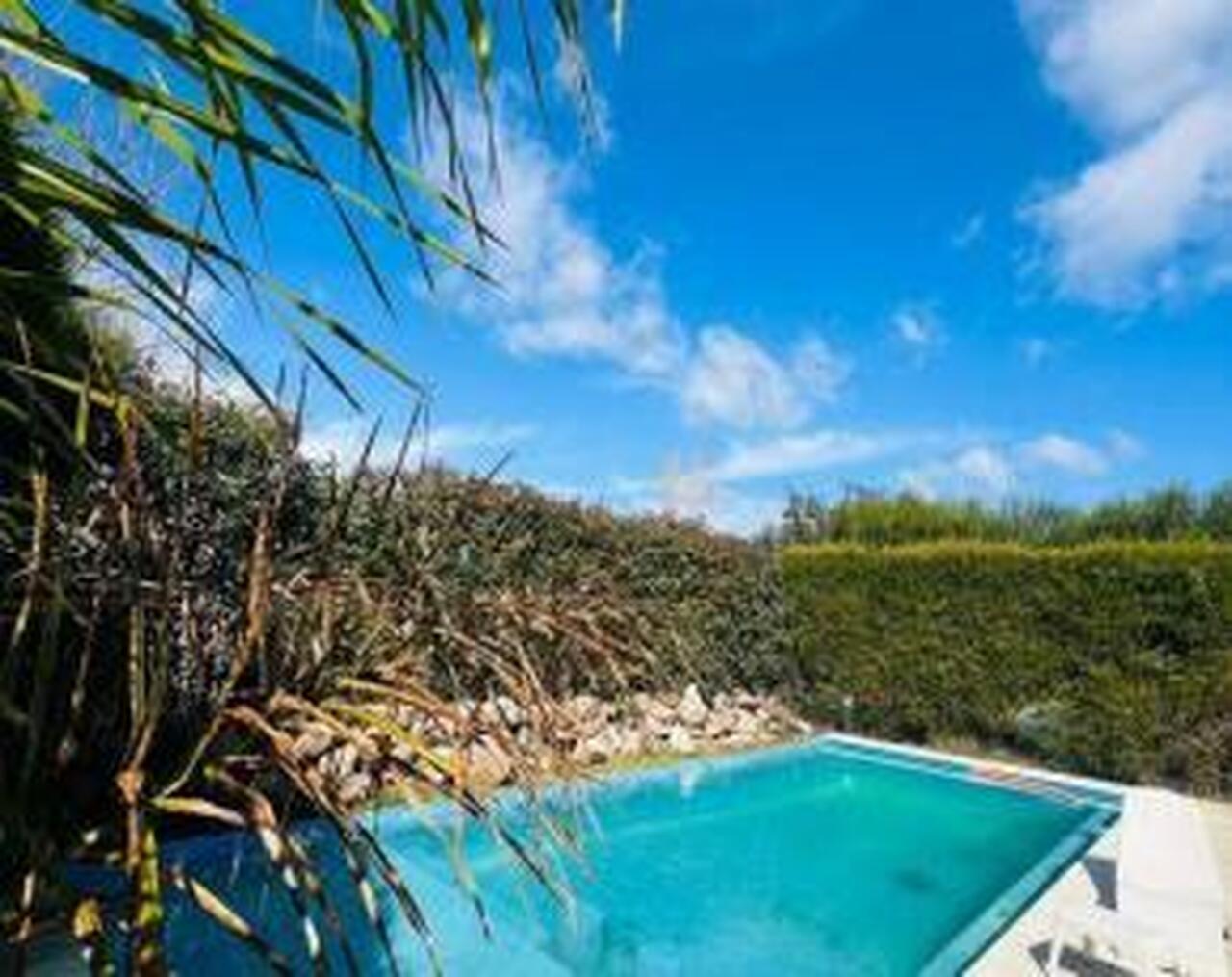 Foto de Alquiler anual - Casa 4 Dormitorios -c/Dep -Galeria -Parrilla -Piscina, imagen 1