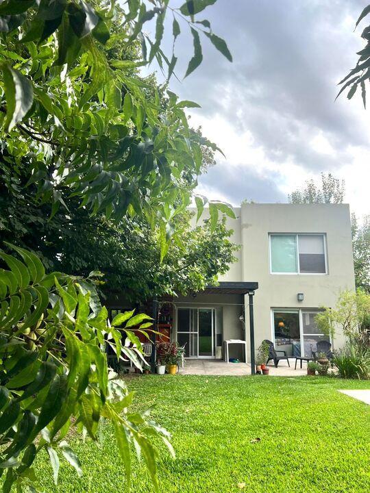 Foto de CASA EN VENTA – 4 DORMITORIOS - PISCINA - GALERIA - SAN ISIDRO, imagen 5