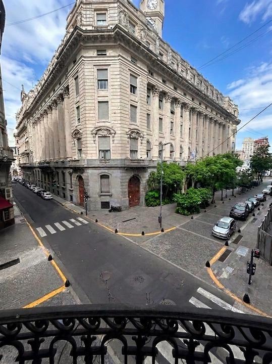 Foto de Oficina comercial con doble escritorio. Perú 89, alquiler comercial en, imagen 3
